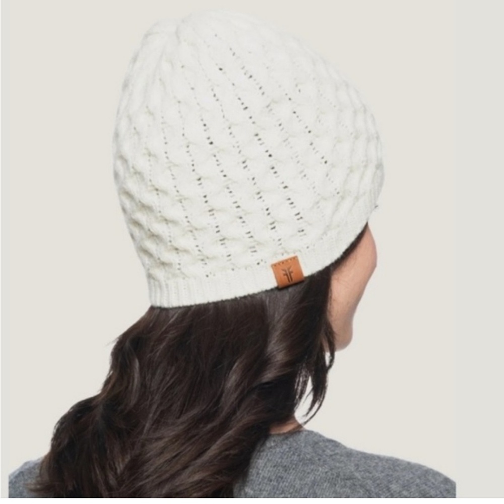 NWOT Frye Cream Cable Knit Beanie